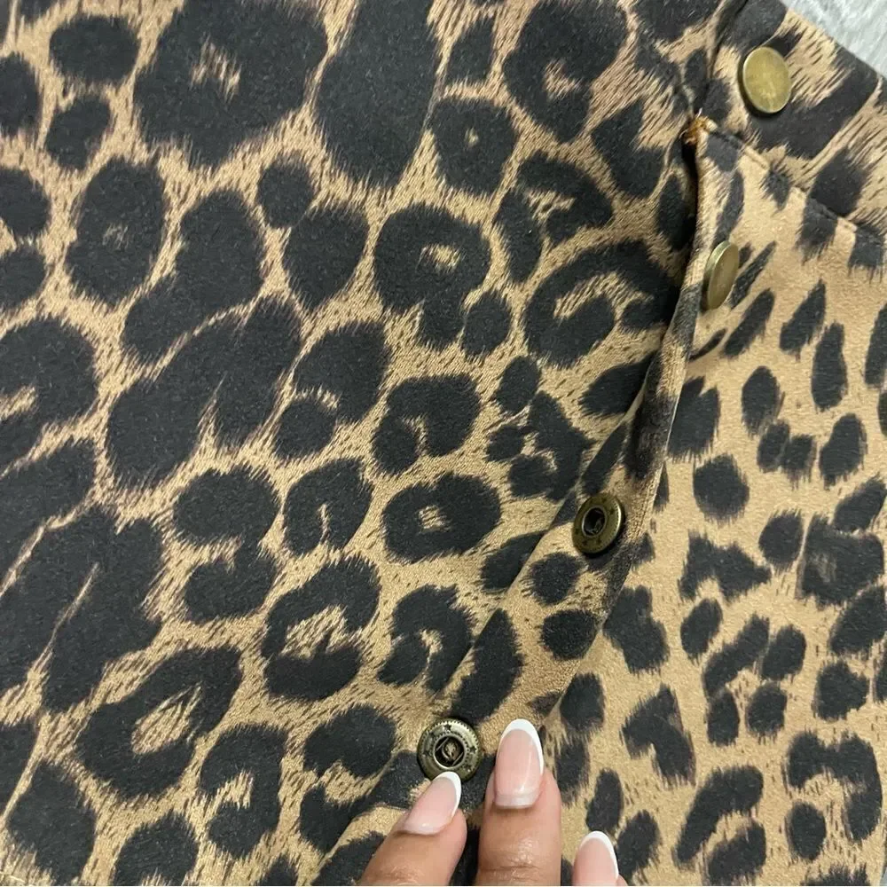Girl’s Leopard Print Faux Suede Button Front Mini Skirt Small